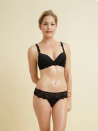 Yvonne Black Bra, Smooth Cup, Petite, Light Push-Up, T-Shirt Bra