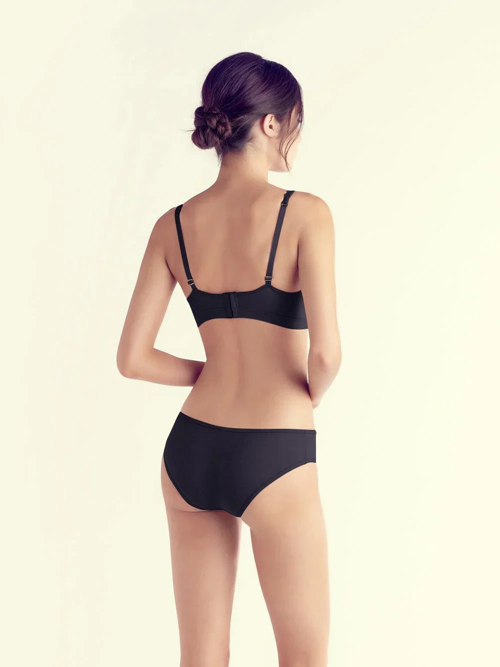Erika Wire-free Bra, Petite, Lightly Lined, Smooth Cup, T-Shirt Bra